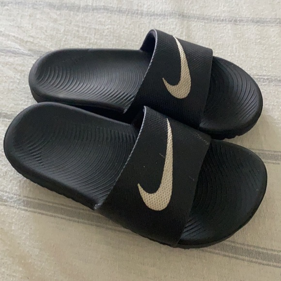 Nike slides. Size 12C - Picture 3 of 6